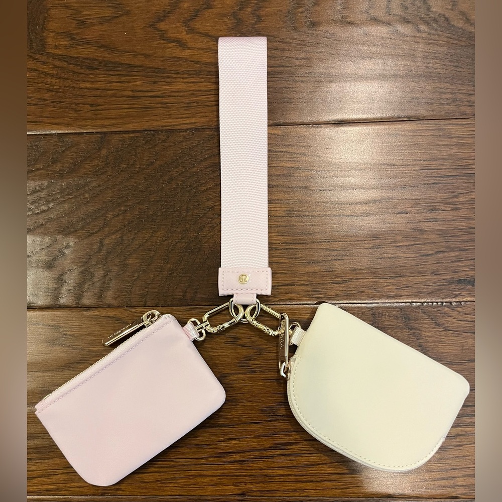 NWOT lululemon athletica White Opal Meadowsweet Pink Dual Pouch Wristlets - Picture 4 of 6